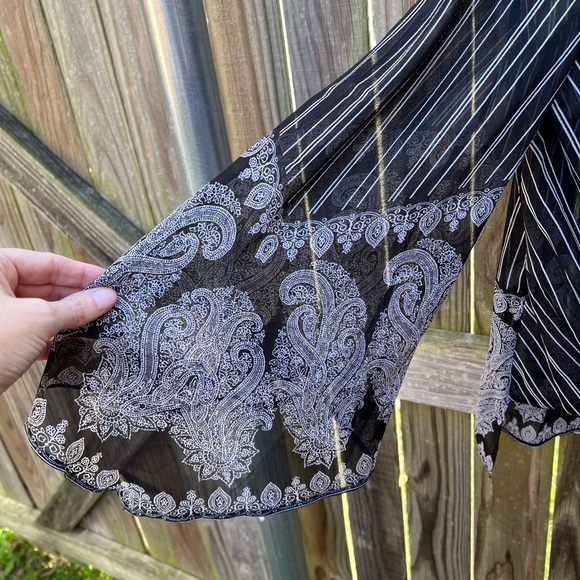 👗Chico’sElegant Black and white Women's Top - Picture 6 of 9